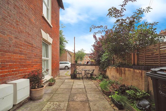 1 Bedroom Flat For Sale In Gorringe Road, Salisbury, SP2