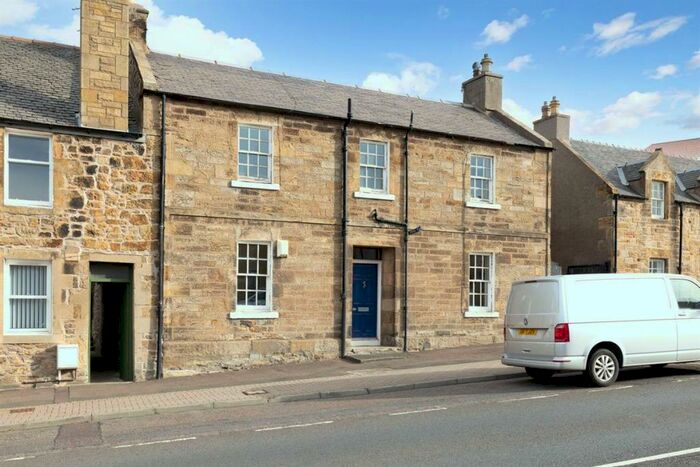 4 Bedroom Semi-Detached House For Sale In Main Street, Pathhead, EH37