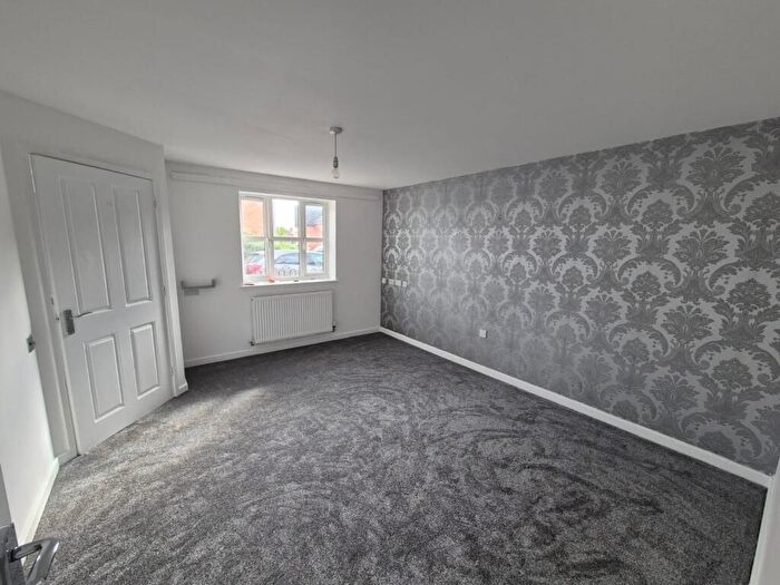 3 Bedroom Bungalow To Rent In Lincoln Rd, Erith, DA8