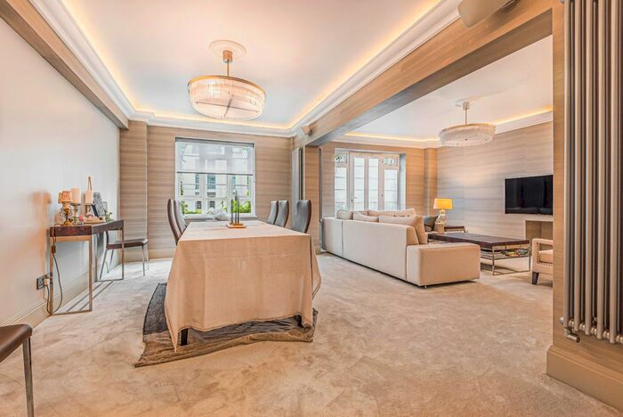 2 Bedroom Flat To Rent In Marsham Street, London, SW1P