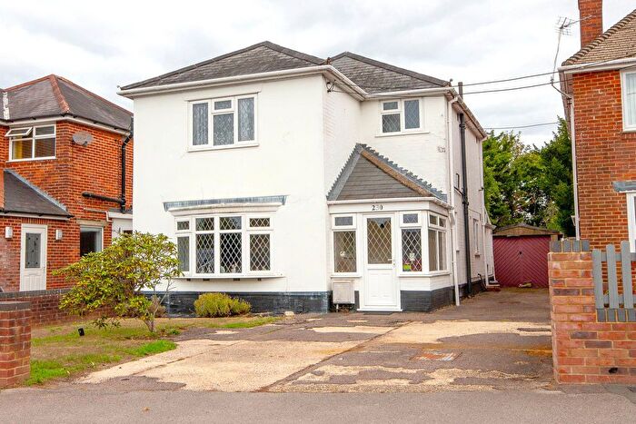 3 Bedroom Detached House For Sale In Ringwood Road, Totton, SO40