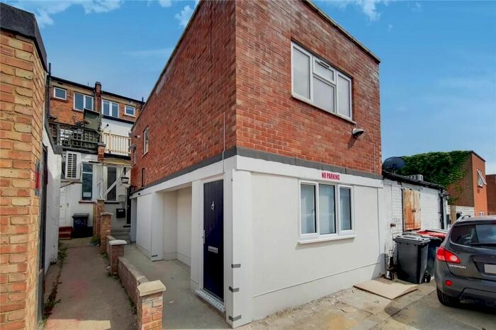 Studio To Rent In Finchley Road, Temple Fortune, NW11