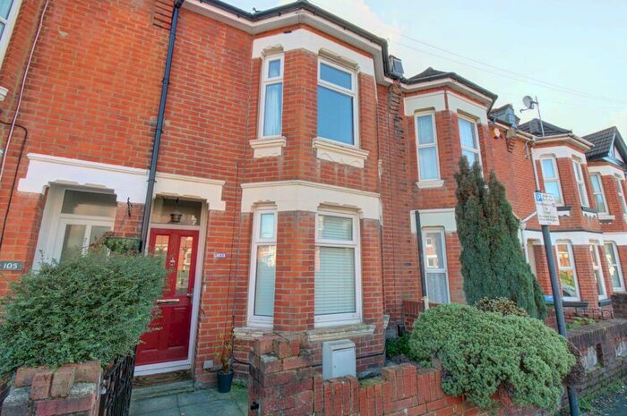 3 Bedroom Terraced House To Rent In Malmesbury Road, Southampton, SO15