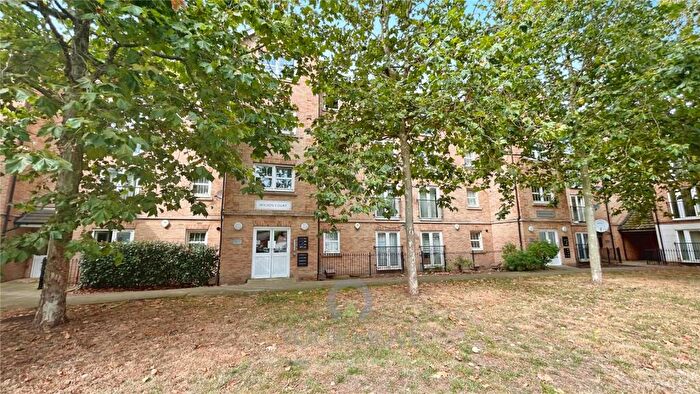 2 Bedroom Flat To Rent In Allenby Road, London, SE28