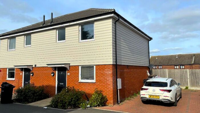 3 Bedroom Semi-Detached House To Rent In Orchard Place, Clacton-On-Sea, Essex, CO15