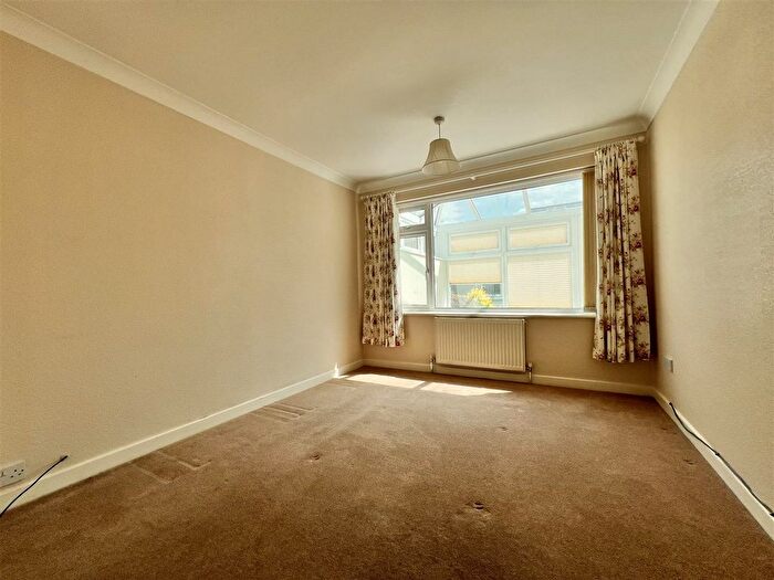 2 Bedroom Detached Bungalow For Sale In Main Street, Tollerton, YO61