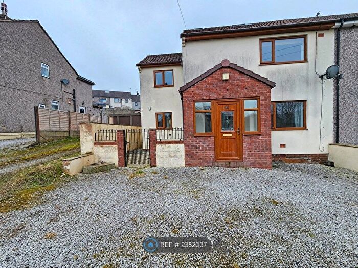 3 Bedroom Semi-Detached House To Rent In Lord Avenue, Bacup, OL13