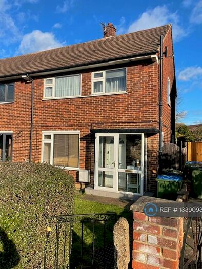 4 Bedroom End Of Terrace House To Rent In Keightley Drive, London, SE9