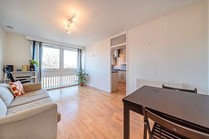1 Bedroom Flat To Rent In St. Anns Road, Notting Hill, W11