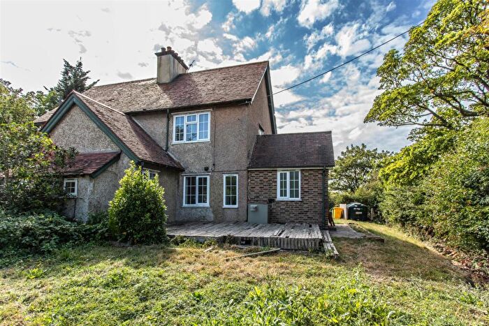 3 Bedroom Semi Detached House For Sale In New Cottages, Beddingham, Lewes, BN8