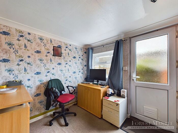 3 Bedroom Terraced House For Sale In Whitestone Road, Frome, BA11
