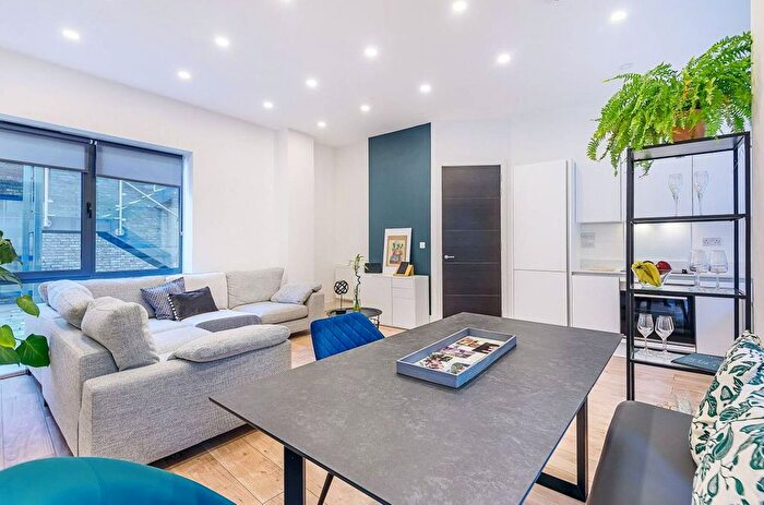 2 Bedroom Flat For Sale In Dalberg Road, Brixton, London, SW2