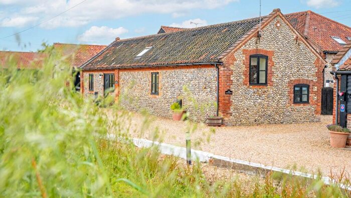 1 Bedroom Barn Conversion For Sale In Cromer Road, Roughton, Norfolk, NR11