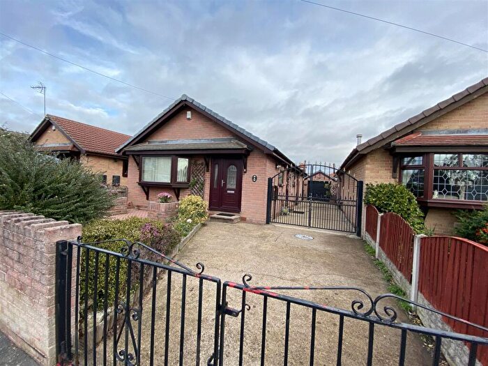 3 Bedroom Detached Bungalow For Sale In Welfare Avenue, Conisbrough, Doncaster, DN12