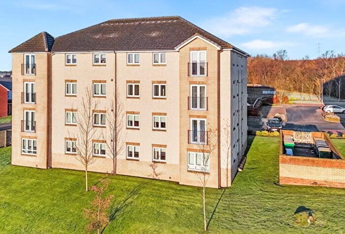 2 Bedroom Flat To Rent In Cambridge Crescent, Airdrie, ML6