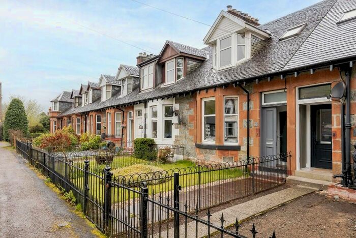 3 Bedroom Terraced House For Sale In Viewfield Terrace, Lochgoilhead, PA24