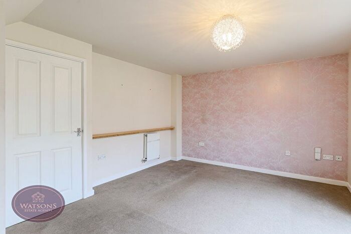 3 Bedroom Semi-Detached House For Sale In Tyrian Street, Giltbrook, Nottingham, NG16