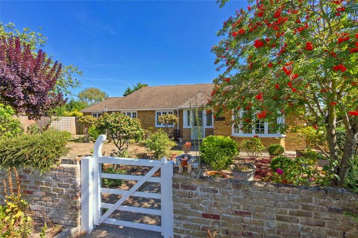 3 Bedroom Bungalow For Sale In Lewson Street, Norton, Sittingbourne, Kent, ME9