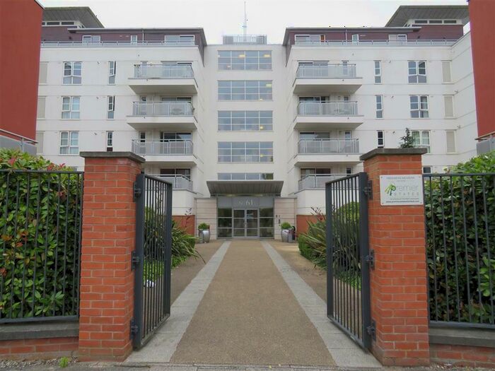 1 Bedroom Flat To Rent In Watkin Road, Leicester, LE2