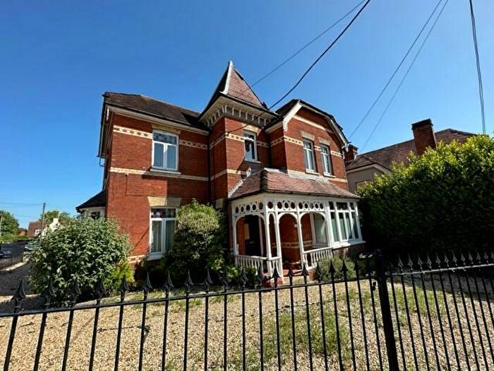 1 Bedroom Flat To Rent In Osborne Road, Andover, SP10