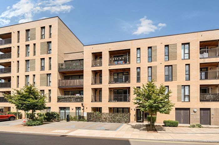 1 Bedroom Flat To Rent In Percival Avenue, London, NW9