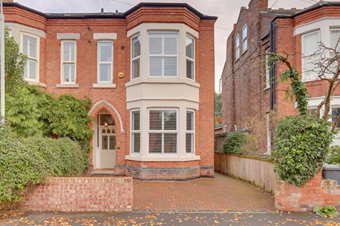 5 Bedroom Semi Detached House For Sale In Henry Road, West Bridgford, Nottingham, NG2