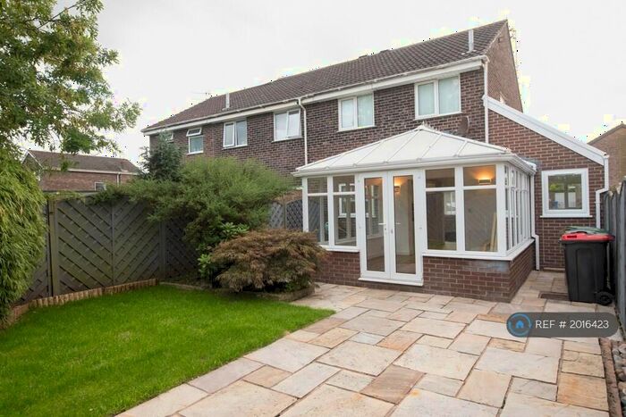 3 Bedroom Semi-Detached House To Rent In Beeston Avenue, Poulton-Le-Fylde, FY6