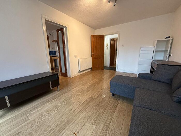 1 Bedroom Flat To Rent In Henley Prior, Collier Street, London, N1