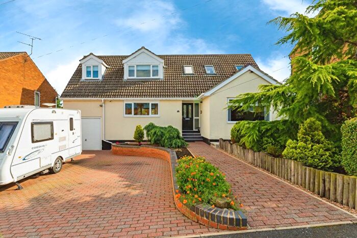 3 Bedroom Detached House For Sale In Livingstone Road, Chapeltown, Sheffield, South Yorkshire, S35