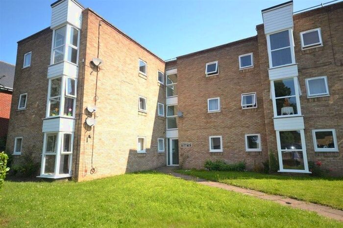2 Bedroom Flat To Rent In Southdown Road, Harpenden, AL5