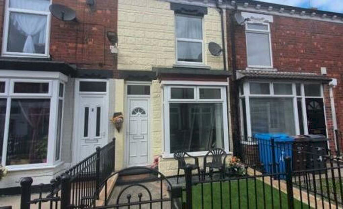 2 Bedroom Terraced House To Rent In Carrington Avenue, De La Pole Avenue, Hull, Yorkshire, HU3