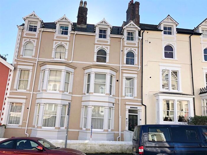1 Bedroom Apartment To Rent In Church Walks, Llandudno, LL30