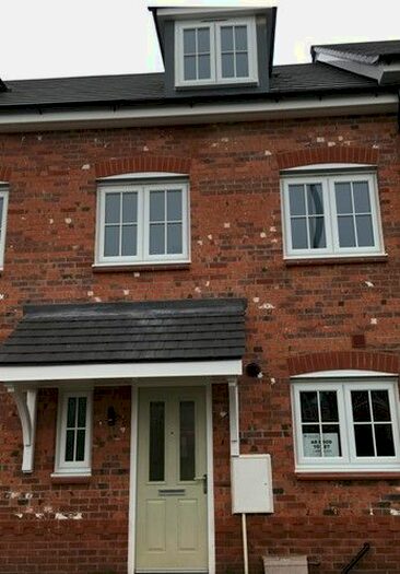 4 Bedroom Terraced House To Rent In Oakenholt, Flintshire, CH6