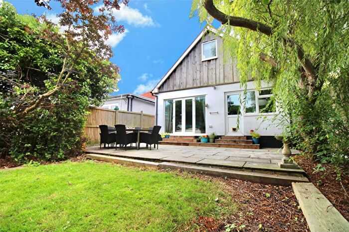 4 Bedroom Bungalow For Sale In Beacon Road, Broadstairs, CT10