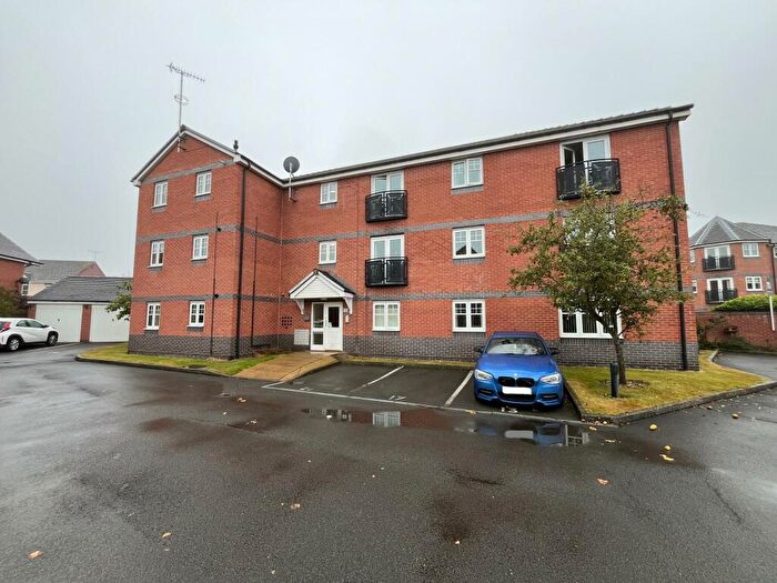 2 Bedroom Flat To Rent In Otter Street, Hilton, DE65