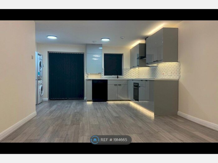 3 Bedroom Terraced House To Rent In Weymouth Close, London, E6