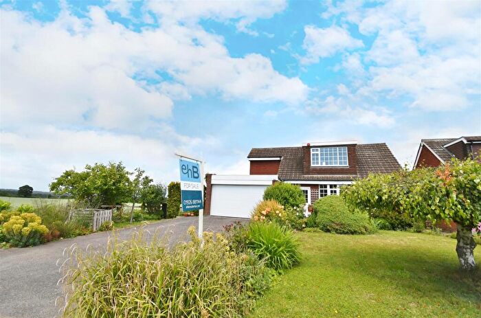 4 Bedroom Detached House For Sale In Kenilworth Road, Cubbington, Leamington Spa, CV32