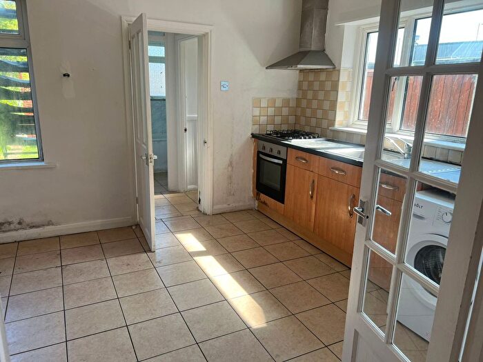 2 Bedroom Flat To Rent In London, E18