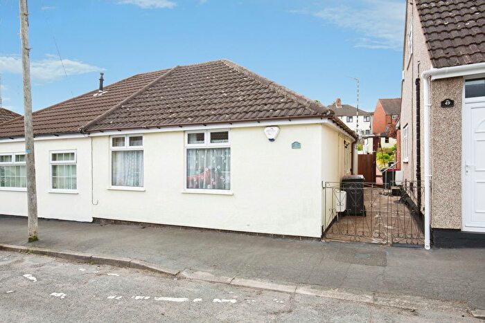 2 Bedroom Semi-Detached Bungalow For Sale In Erdington Road, Atherstone, CV9
