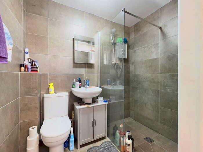 1 Bedroom Flat To Rent In Wolverstone Drive, Brighton BN1