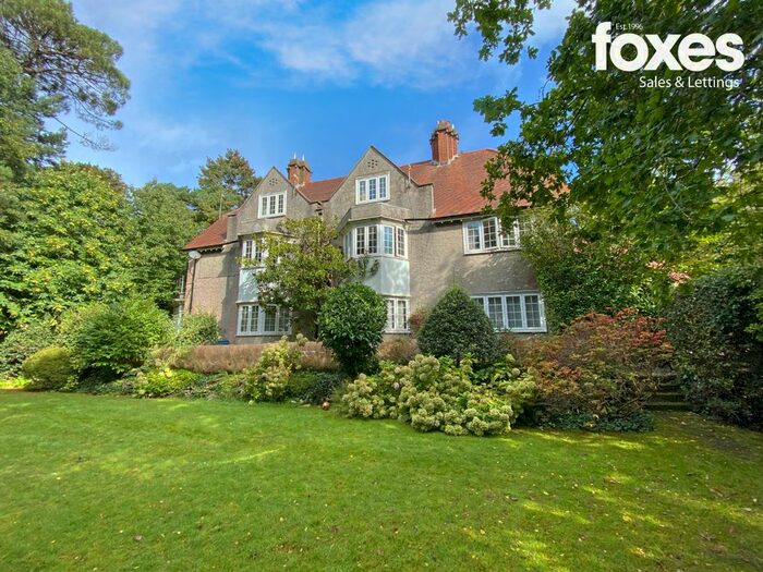 2 Bedroom Flat To Rent In Mount Blairy, St Winfreds Road, Bournemouth, BH2