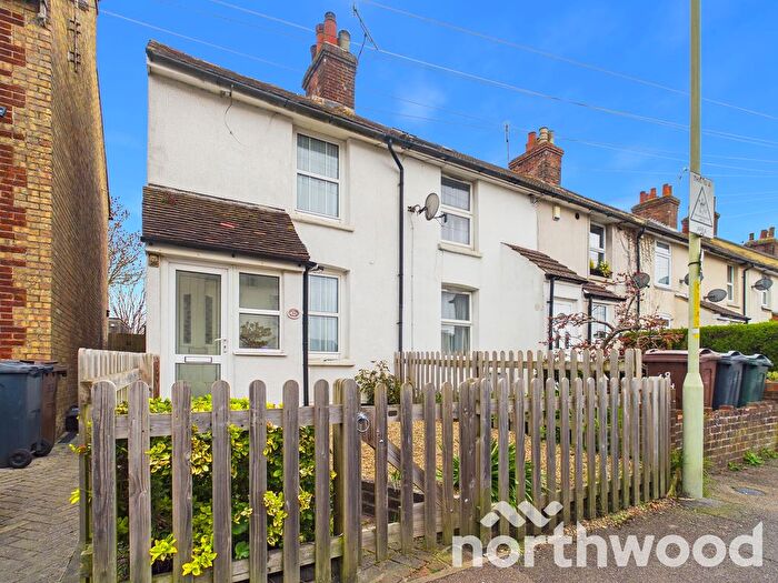 2 Bedroom End Terrace House For Sale In Cudworth Road, South Willesborough, Ashford, TN24