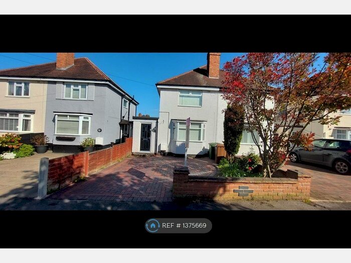 2 Bedroom Semi-Detached House To Rent In Lincoln Road North, Birmingham, B27