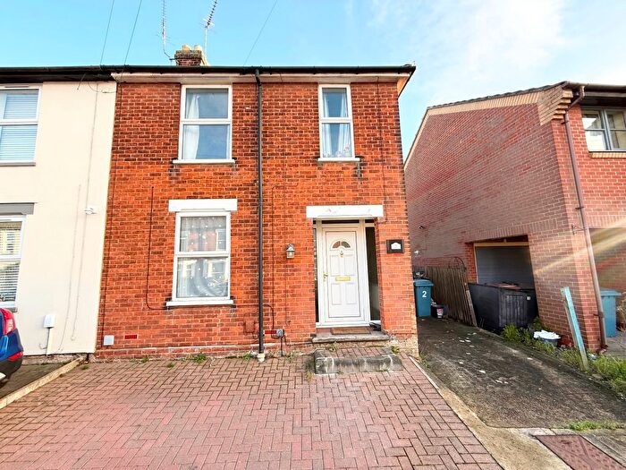 3 Bedroom Semi-Detached House To Rent In Fuchsia Lane, Ipswich, IP4