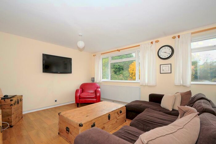 3 Bedroom Maisonette To Rent In Virginia Water, Surrey, GU25
