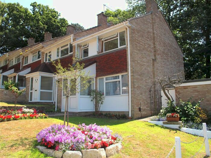 3 Bedroom End Of Terrace House To Rent In Petworth Gardens, Southampton, Hampshire SO16