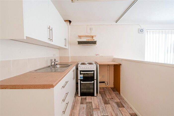 1 Bedroom Maisonette To Rent In Intax Mews, Welholme Road, Grimsby, Ne Lincolnshire, DN32