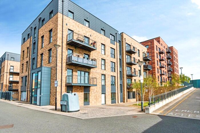 1 Bedroom Flat For Sale In Thomas Blake Avenue, Southampton, Hampshire, SO14