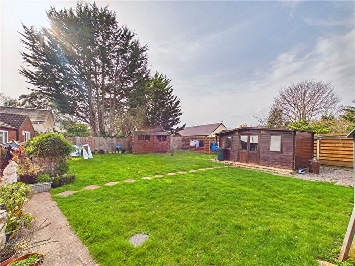 4 Bedroom Bungalow For Sale In Bristol Road, Frenchay, Bristol, BS16