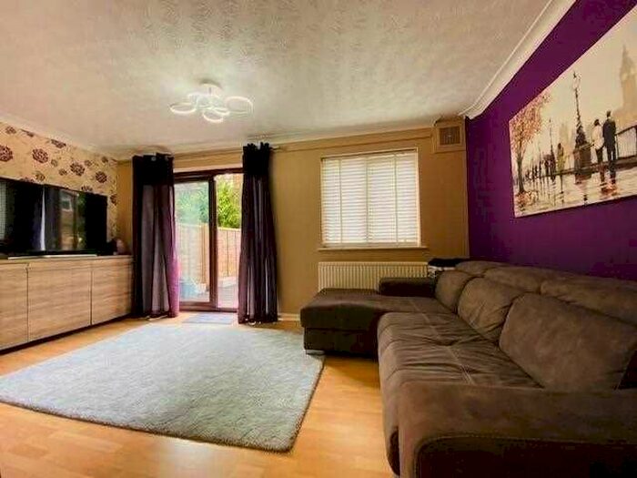 3 Bedroom Property To Rent In Baird Close, Cippenham, Slough, SL1